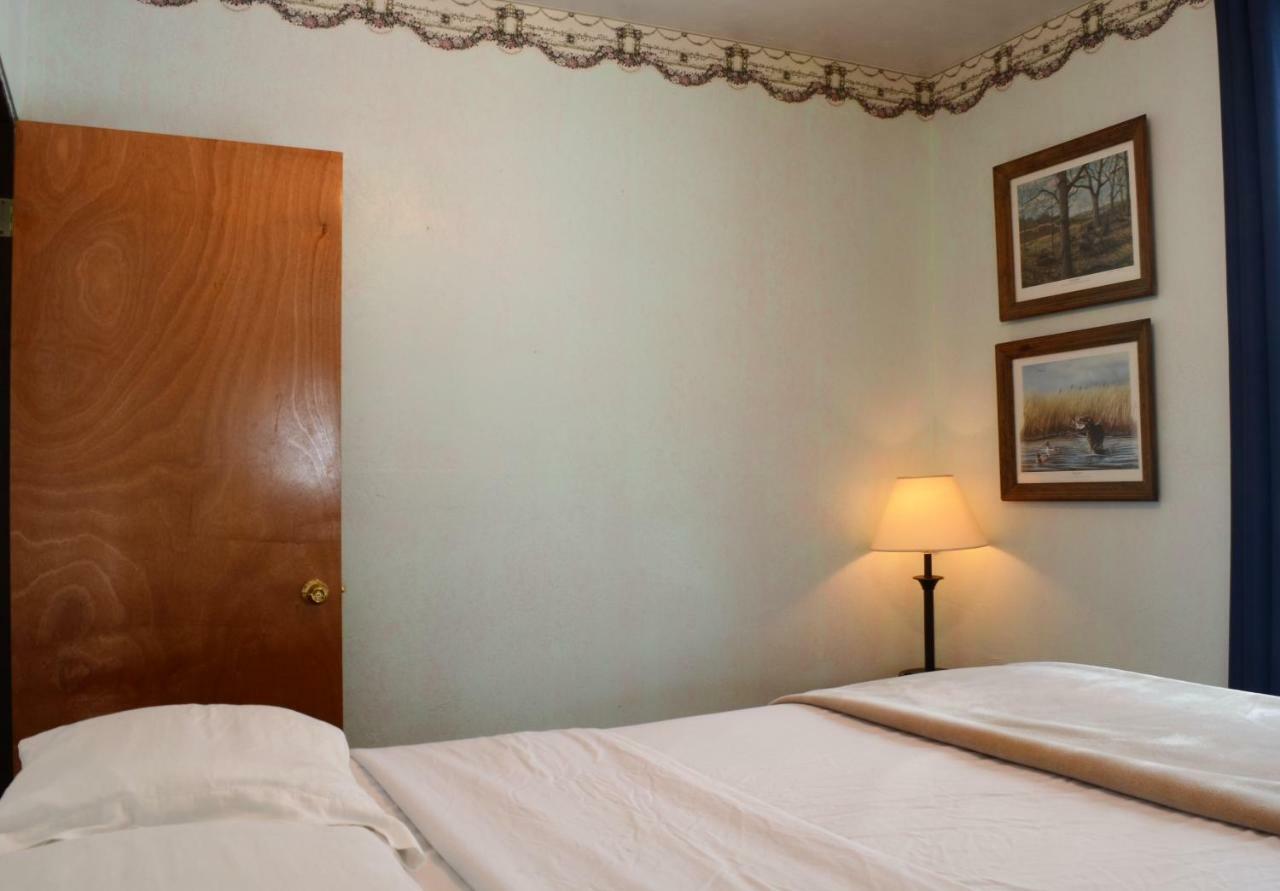 Little River Inn Motel Leon Exteriér fotografie